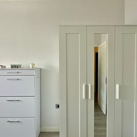 Hostiguest Coliving Leon Y Castillo Лас Палмас де Гран Канария Екстериор снимка