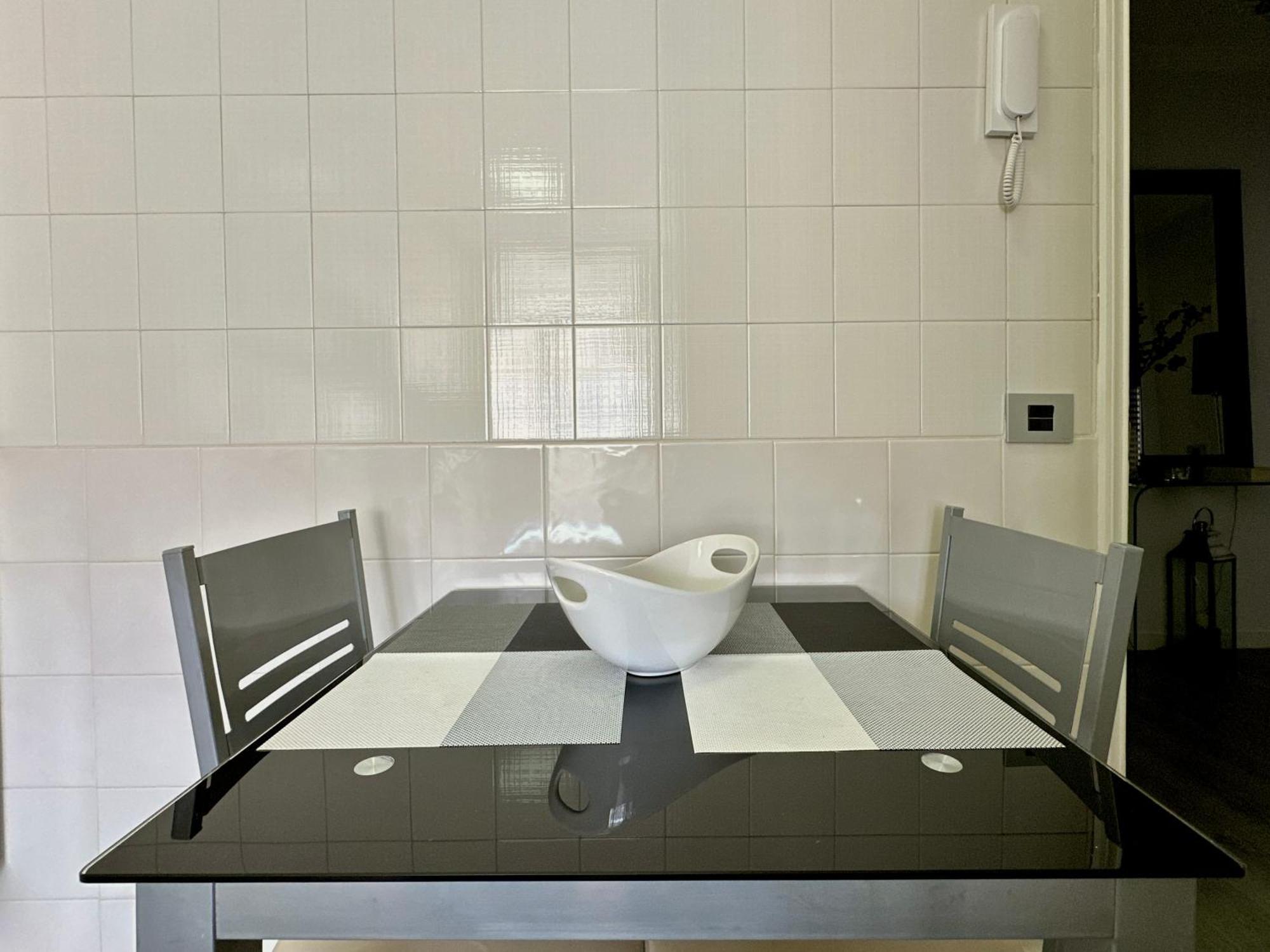 Hostiguest Coliving Leon Y Castillo Лас Палмас де Гран Канария Екстериор снимка