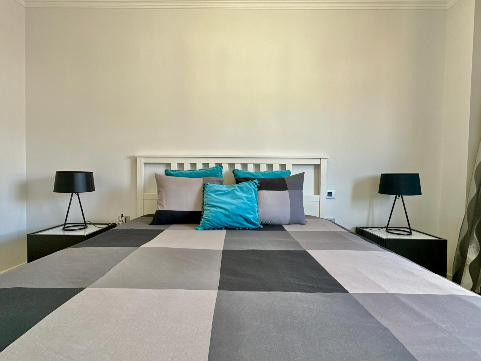 Hostiguest Coliving Leon Y Castillo Лас Палмас де Гран Канария Екстериор снимка