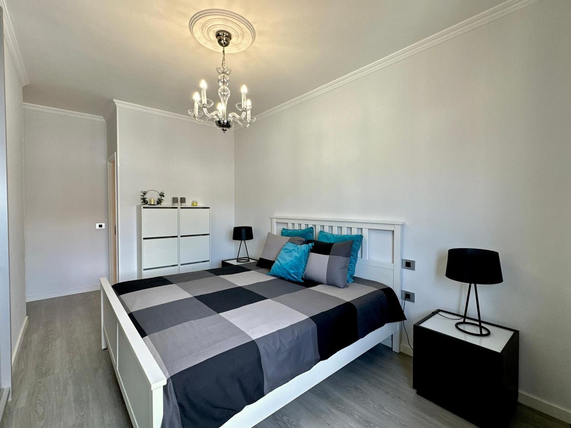 Hostiguest Coliving Leon Y Castillo Лас Палмас де Гран Канария Екстериор снимка