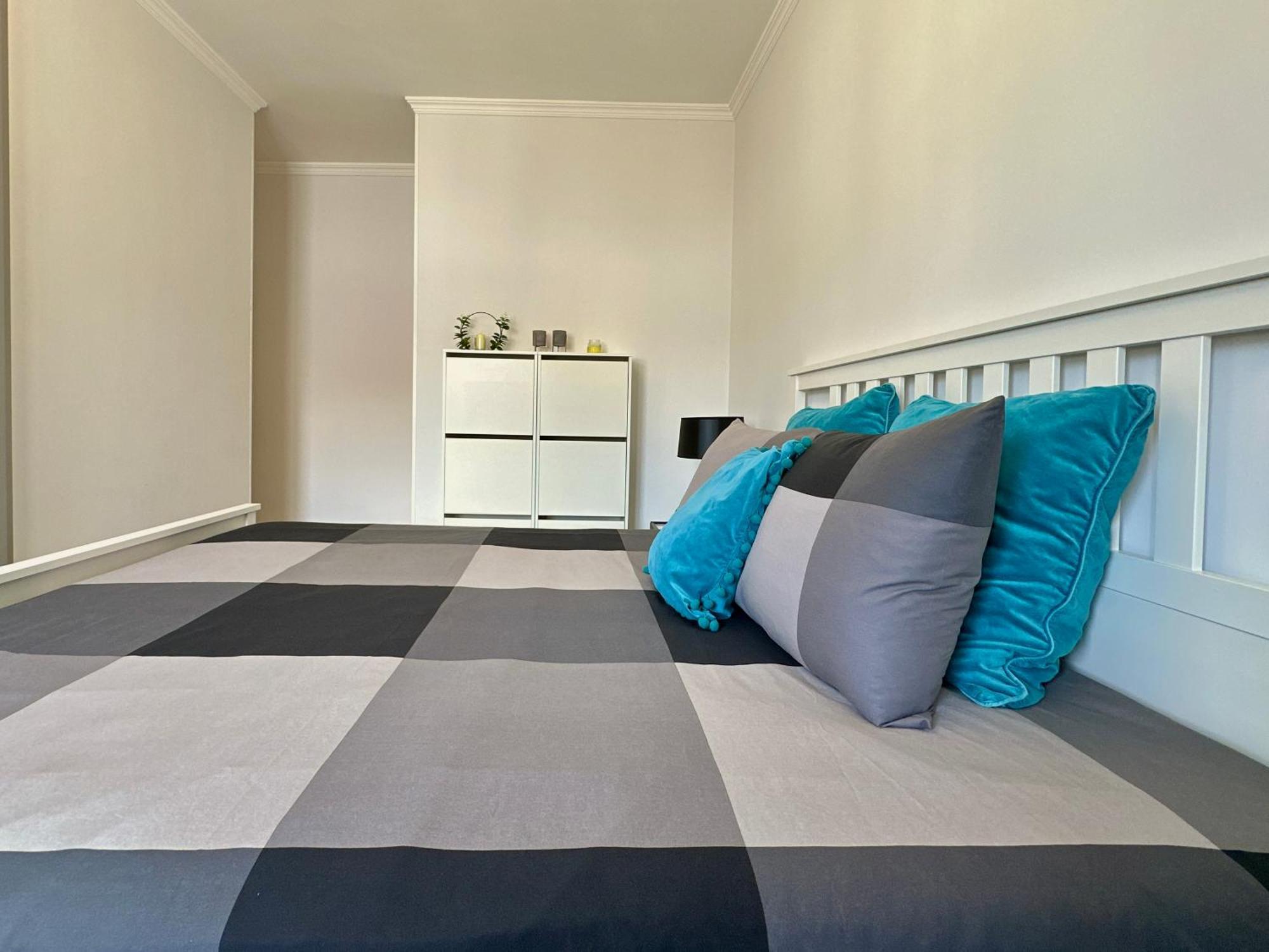 Hostiguest Coliving Leon Y Castillo Лас Палмас де Гран Канария Екстериор снимка
