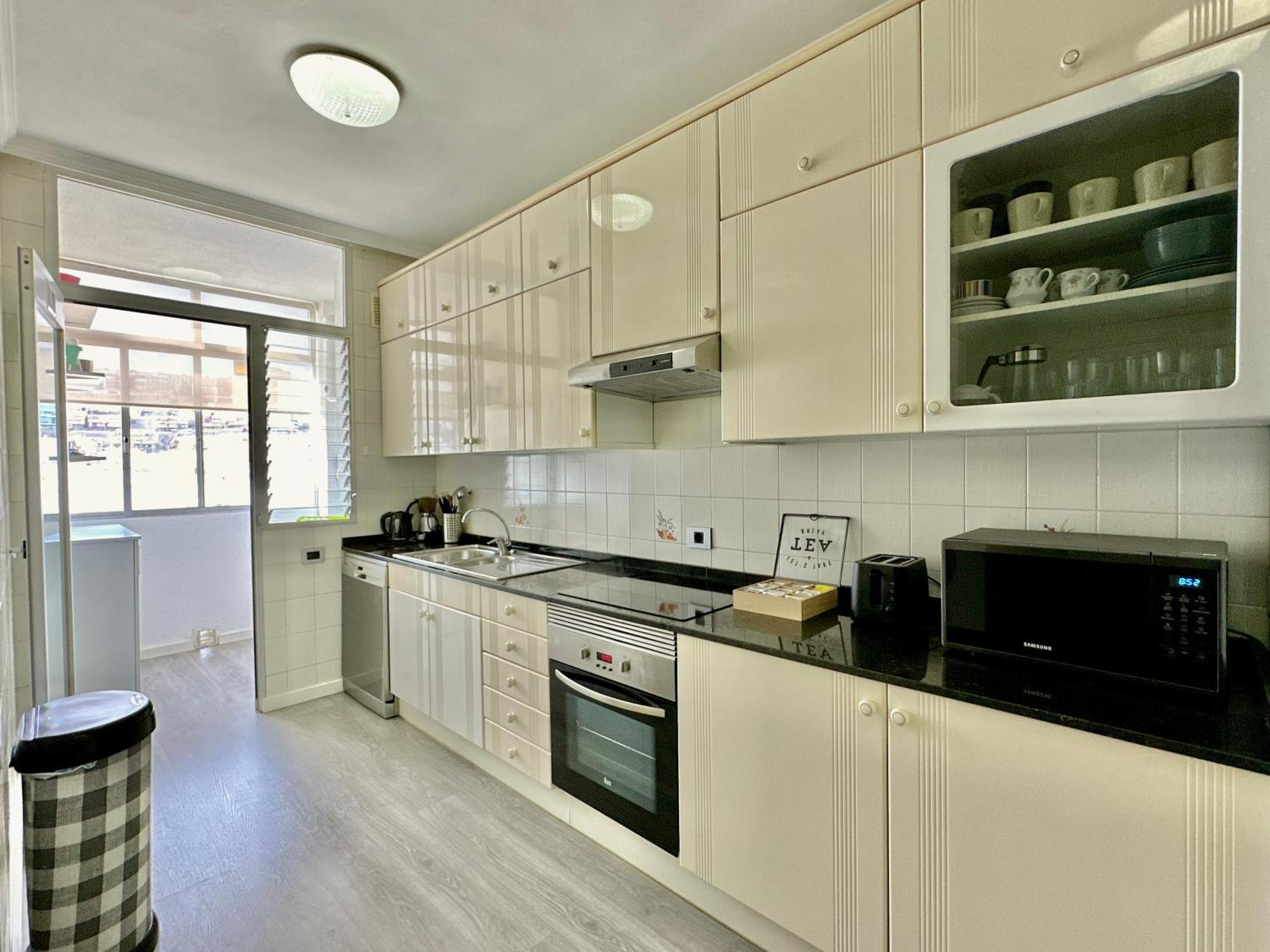Hostiguest Coliving Leon Y Castillo Лас Палмас де Гран Канария Екстериор снимка