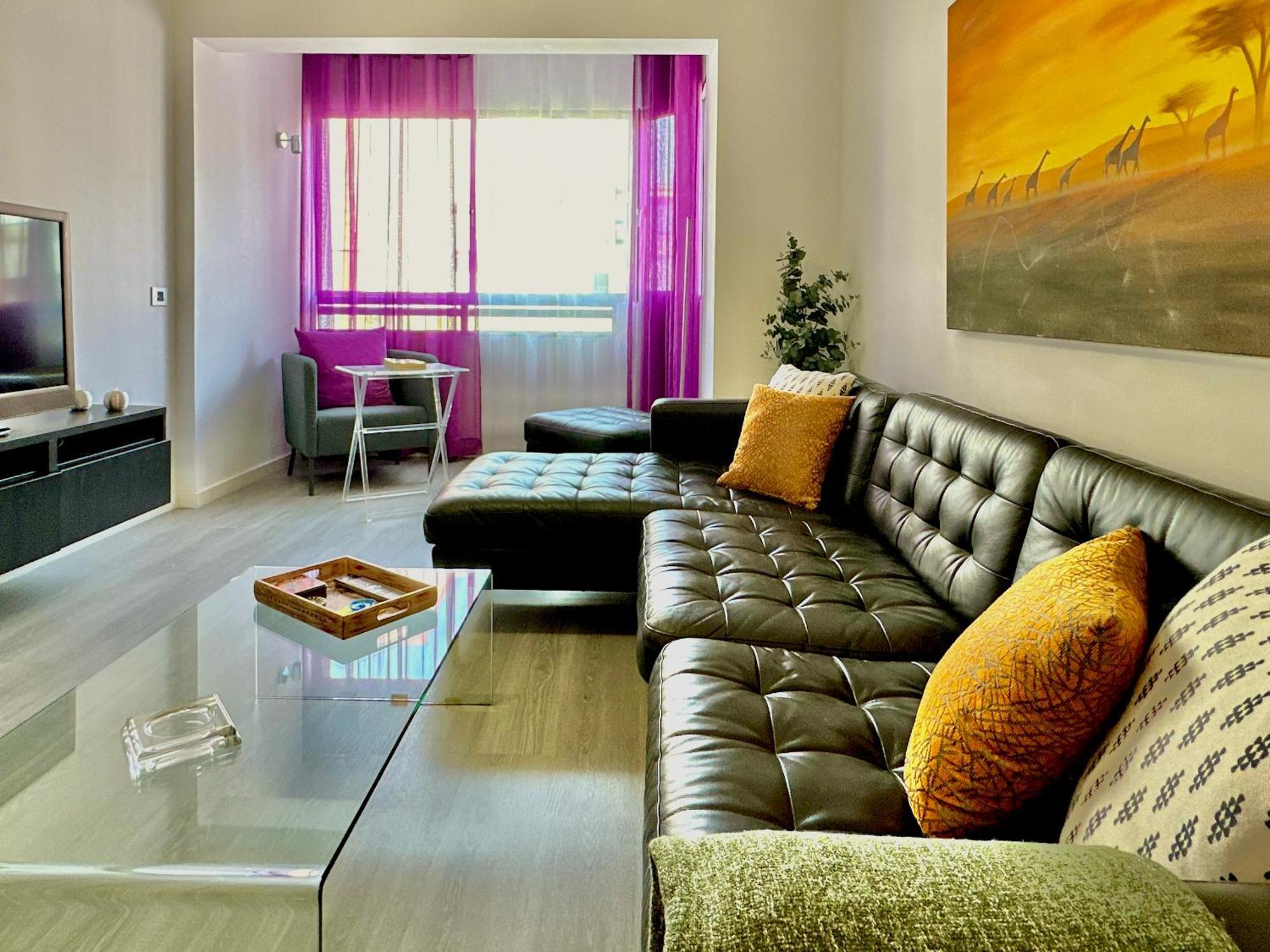 Hostiguest Coliving Leon Y Castillo Лас Палмас де Гран Канария Екстериор снимка