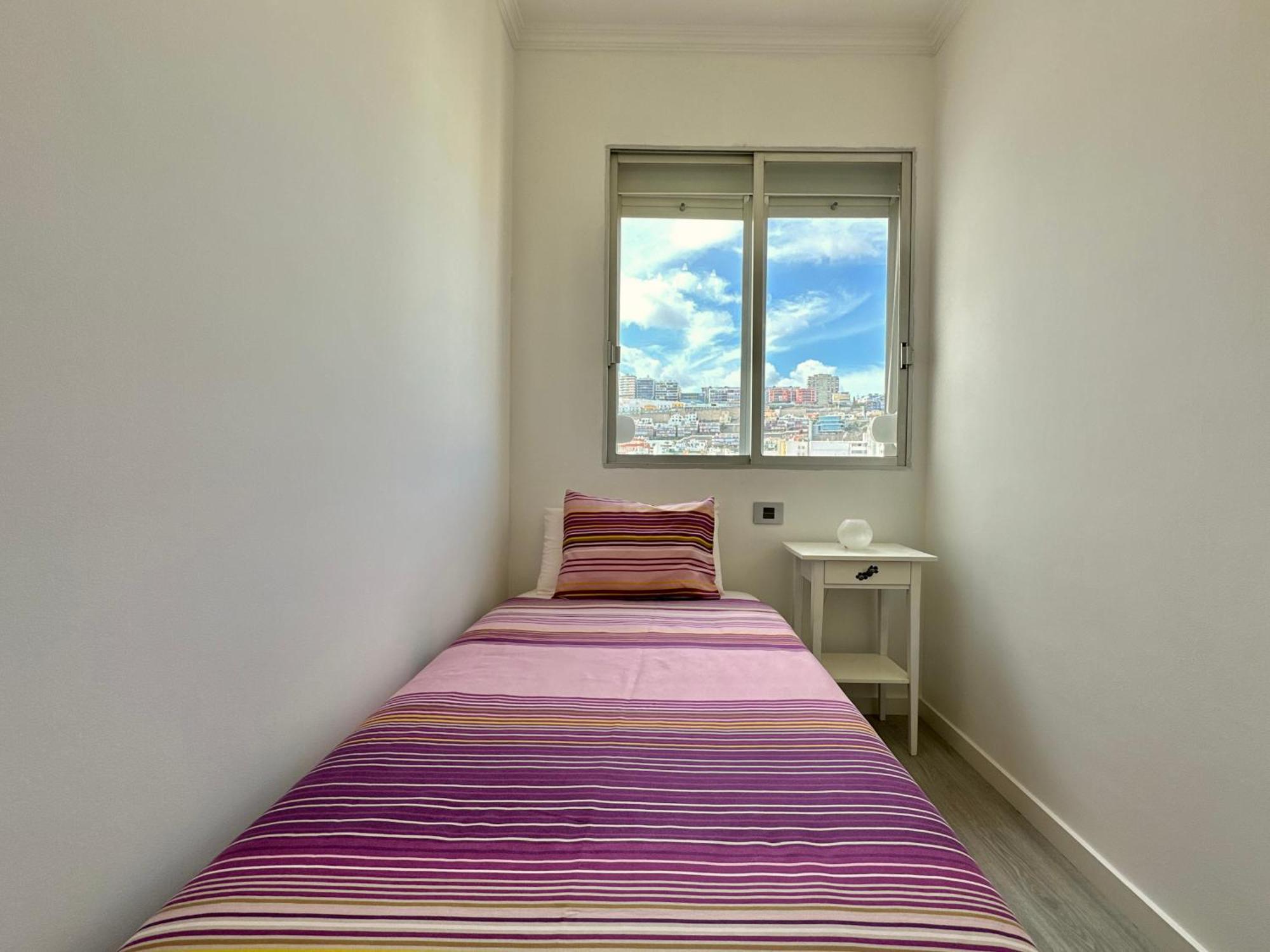 Hostiguest Coliving Leon Y Castillo Лас Палмас де Гран Канария Екстериор снимка